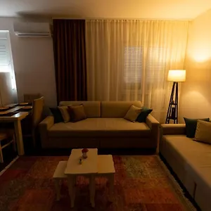 Apartment Contact, Tirana