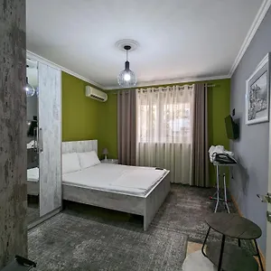 Apartment Downtown Retreat 