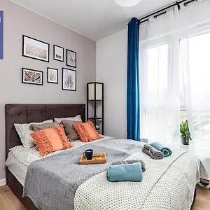 Superapart Nowy Sluzewiec, Next To Chopina Airport, Tor Sluzewiec, Aircondition Apartment Warsaw